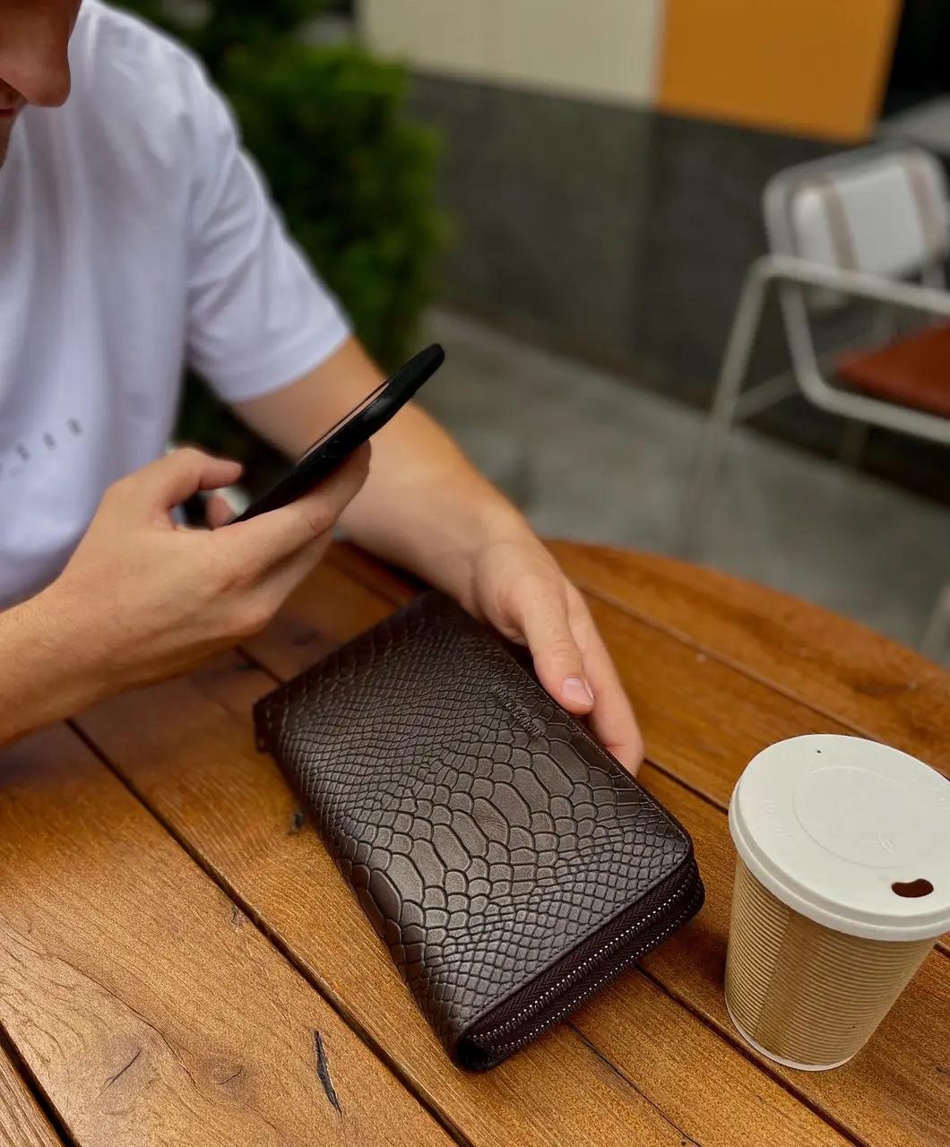 Кошелек-клатч Marco Coverna на молнии с блоком под карты из натуральной кожи Коричневый (MC086-5901С) - фото 3