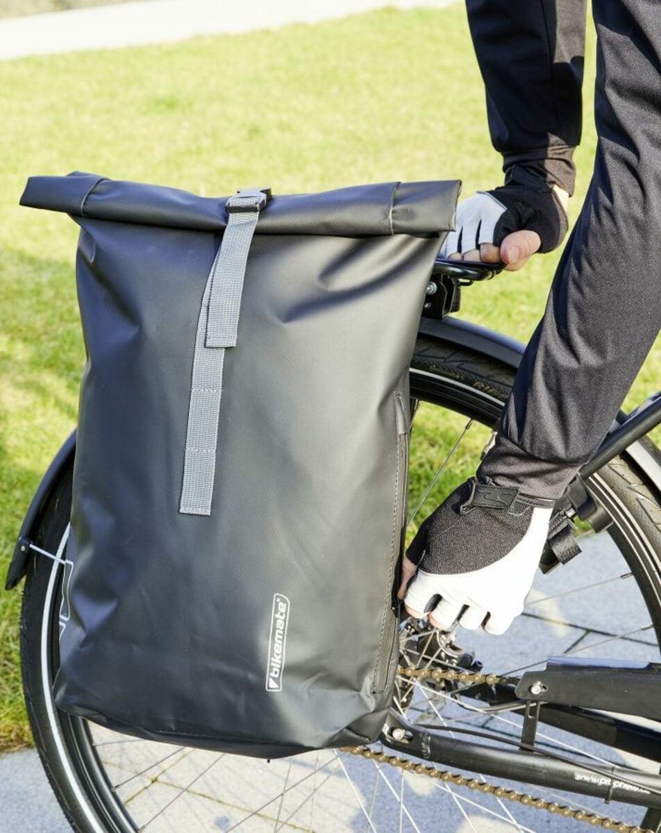 Велорюкзак на багажник Bikemate 2в1 с дождевиком 22 л до 8 кг Черный