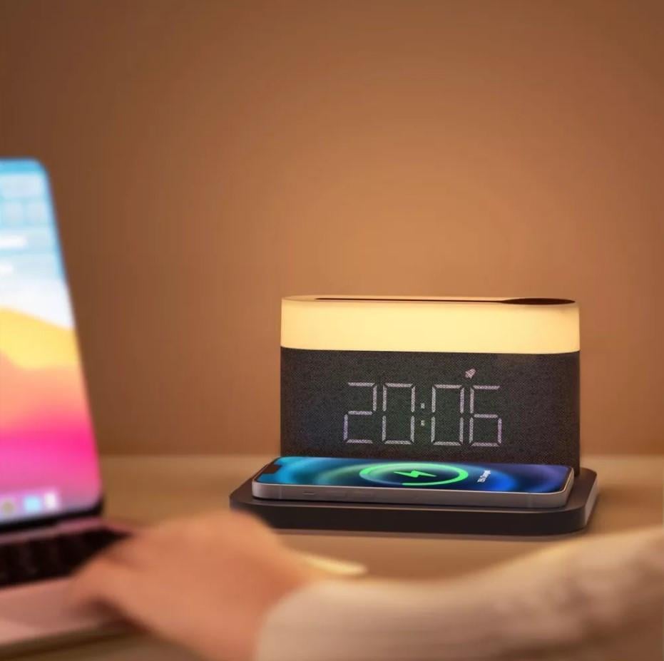 Лампа с беспроводной зарядкой Proove с часами и будильником - фото 4 Лампа с беспроводной зарядкой Proove с часами и будильником - фото 4