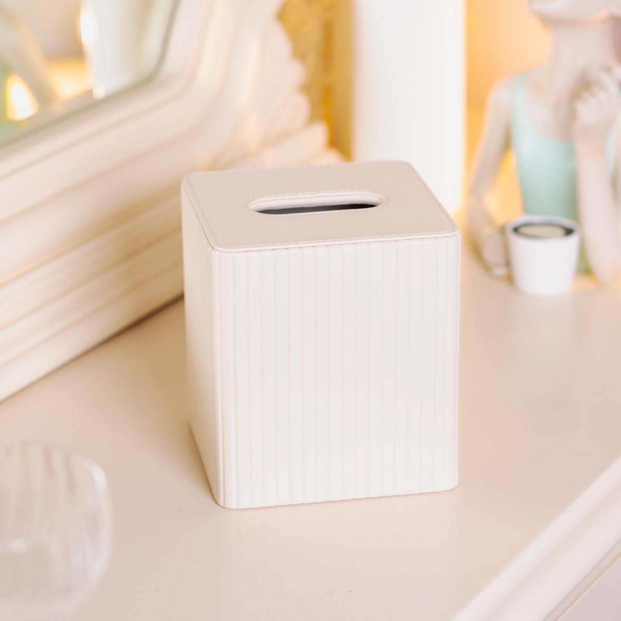 Серветниця з екошкіри квадратна HP-3-201BE 13х13х14,5 см Бежевий (A-033500) - фото 5 Серветниця з екошкіри квадратна HP-3-201BE 13х13х14,5 см Бежевий (A-033500) - фото 5