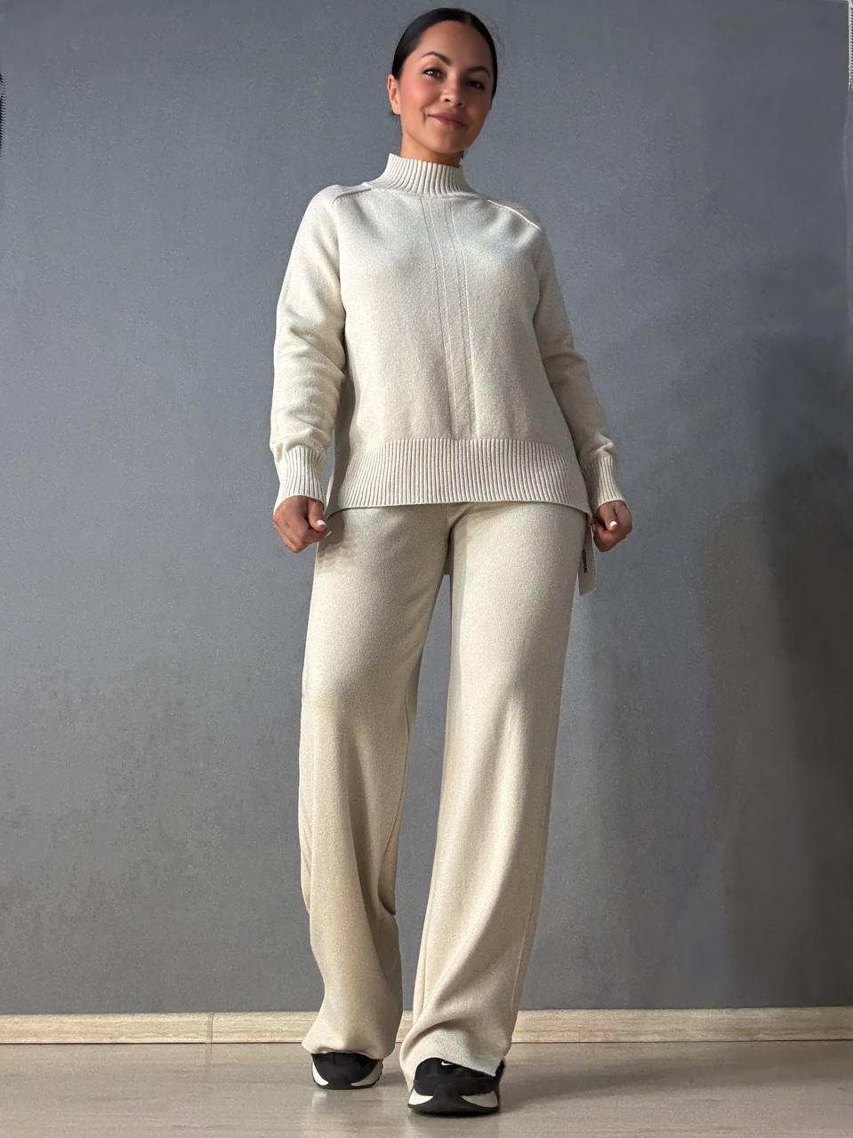 Костюм женский ACCORDDREAM 6841-8636 свитер с брюками палаццо вязаный OS Бежевый (5181) - фото 7 Костюм женский ACCORDDREAM 6841-8636 свитер с брюками палаццо вязаный OS Бежевый (5181) - фото 7