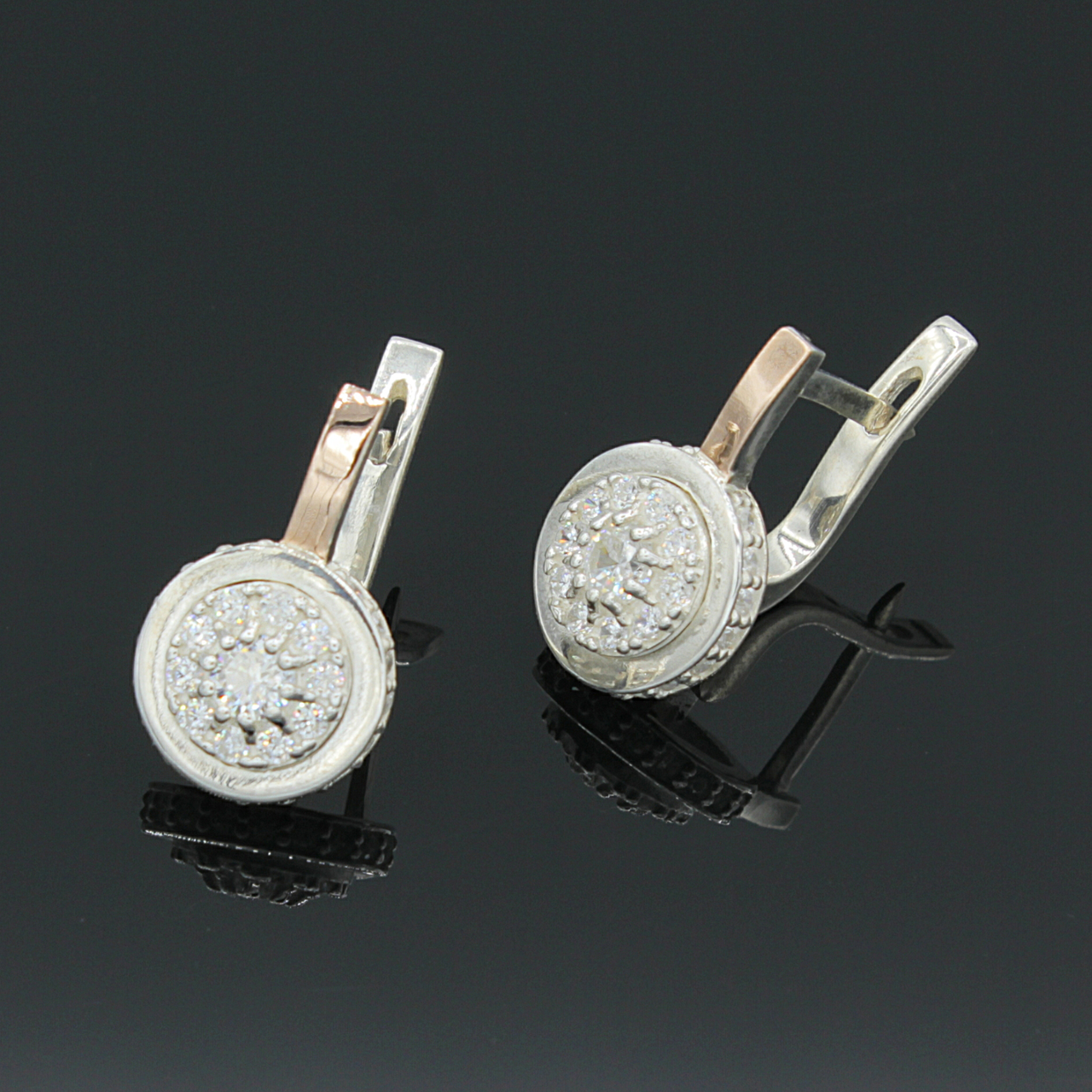 Серебряные серьги Дама с золотыми вставками