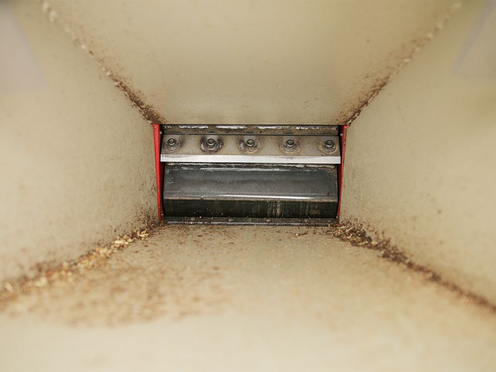 Подрібнювач гілок Arpal на щепу з бензиновим двигуном - фото 8 Подрібнювач гілок Arpal на щепу з бензиновим двигуном - фото 8