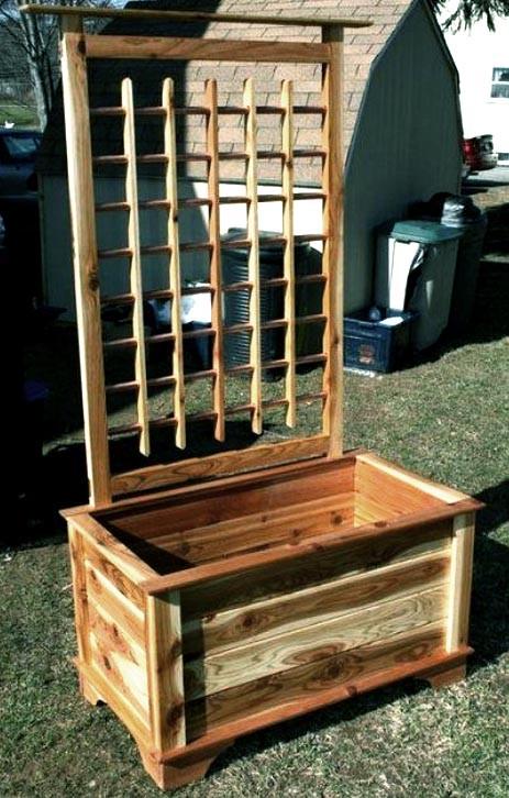 Кашпо со шпалерой из дерева Джая Мускат (КШР-003707)