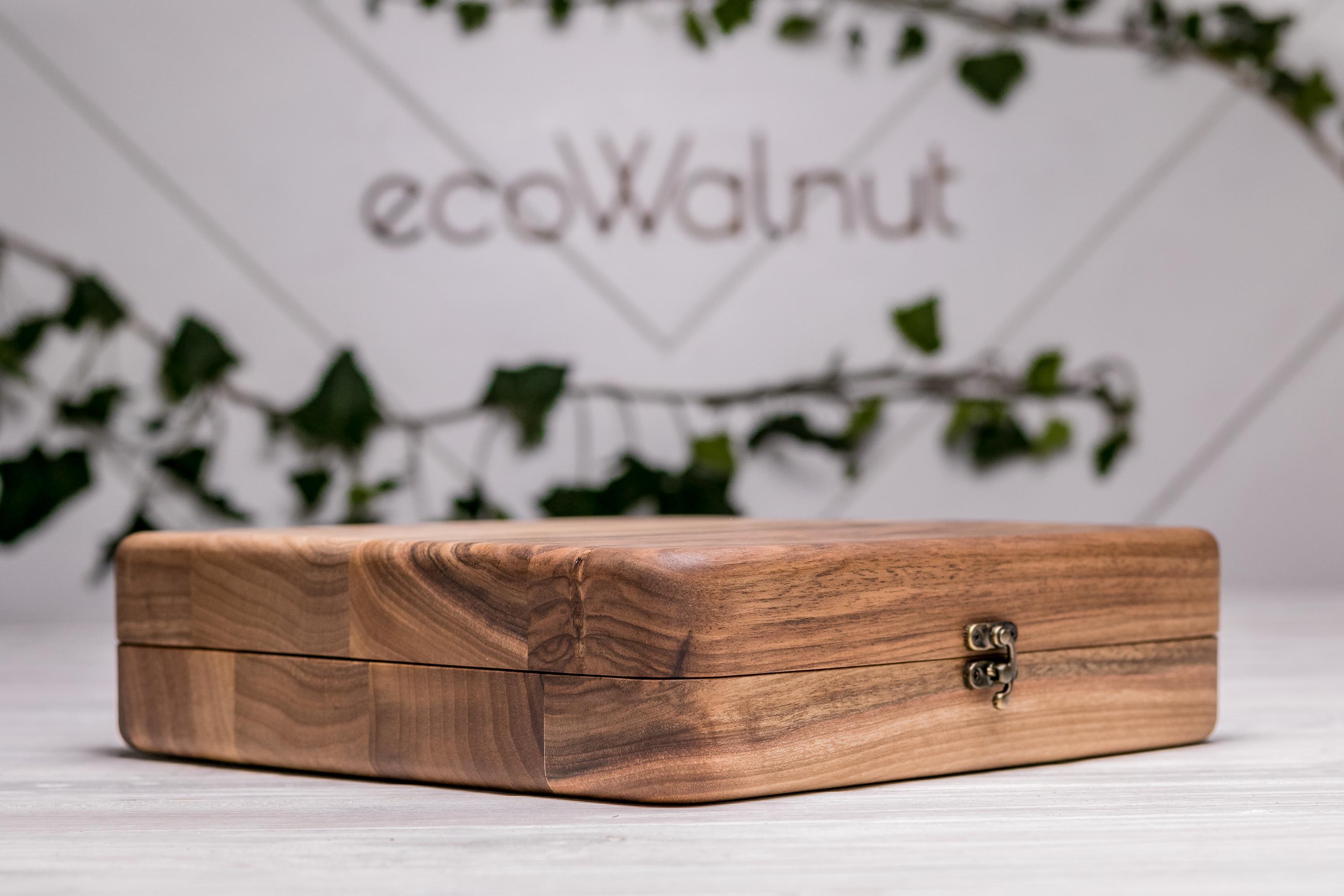 Шкатулка-подставка EcoWalnut для 9 часов с подушечками с деревянной крышкой (EB-14.9.2) - фото 4