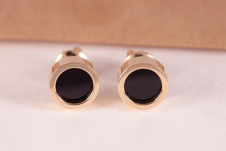 Сережки-пусети золоті з жовтого золота з оніксом (1612959303)