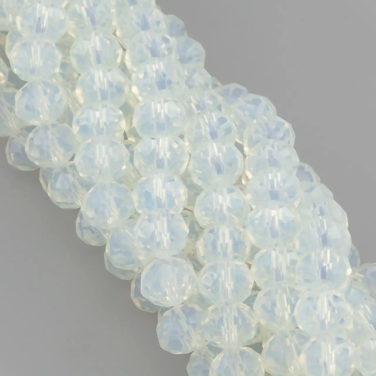 Бусины Swarovski огранка рондель 8х6 мм 42 см 65 шт. Лунный (БС8060а22)