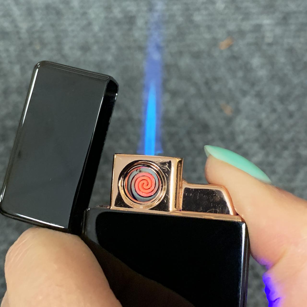 Запальничка 2в1 газ і електро з гравіюванням вашого тексту і газом для дозаправки - фото 2 Запальничка 2в1 газ і електро з гравіюванням вашого тексту і газом для дозаправки - фото 2