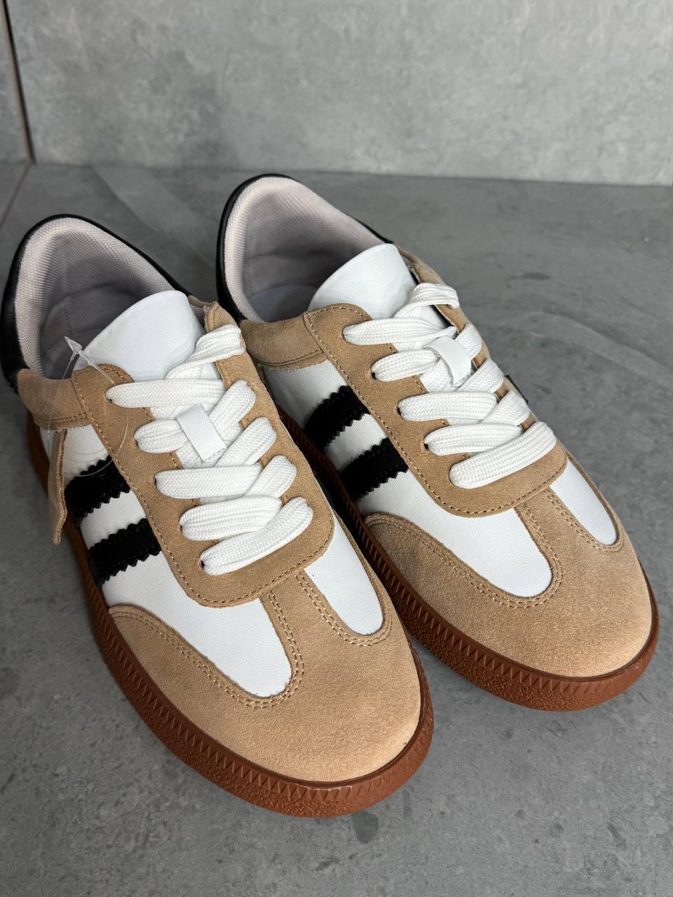 Кросівки жіночі Hengji 375-3 Samba шкіряні на коричневій підошві р. 38 24 см Білий/Бежевий - фото 3 Кросівки жіночі Hengji 375-3 Samba шкіряні на коричневій підошві р. 38 24 см Білий/Бежевий - фото 3
