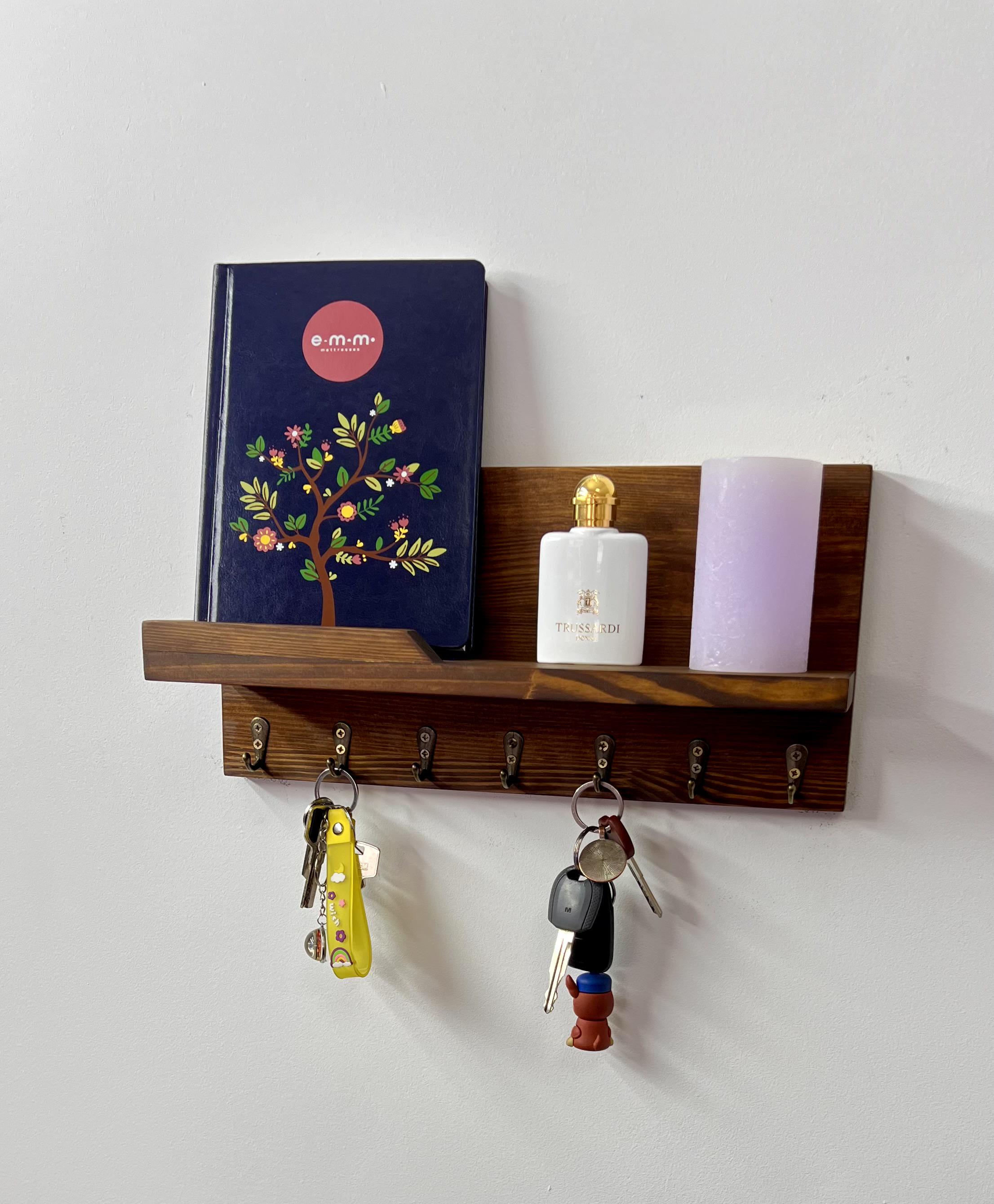 Ключниця дерев'яна на стіну 37 см на 7 гачків горіх (23196947)