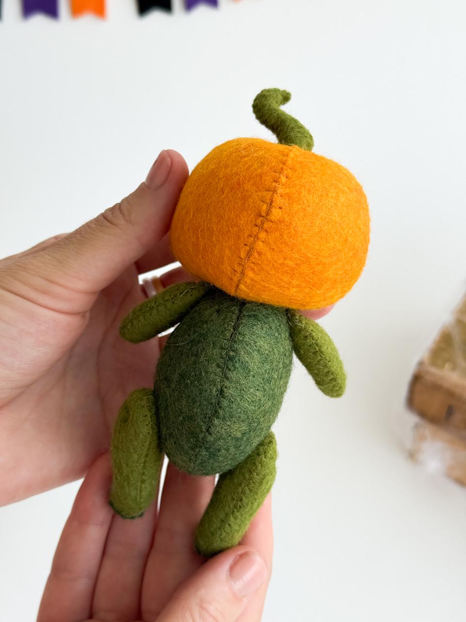 Игрушка фетровая Тыковка 14 см (29528478) - фото 8 Игрушка фетровая Тыковка 14 см (29528478) - фото 8