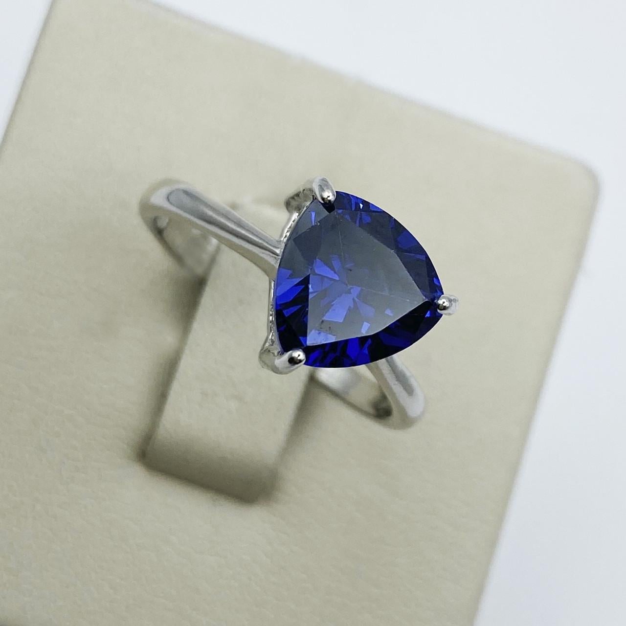 Кольцо серебряное с танзанитом р. 17 3,47 г (1938571673)