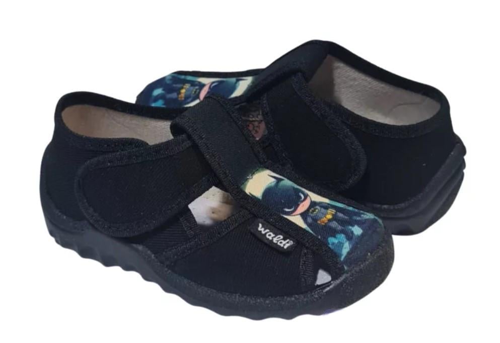 Тапочки для хлопчиків Waldi 36051-724/22 на липучках р. 22 Чорний