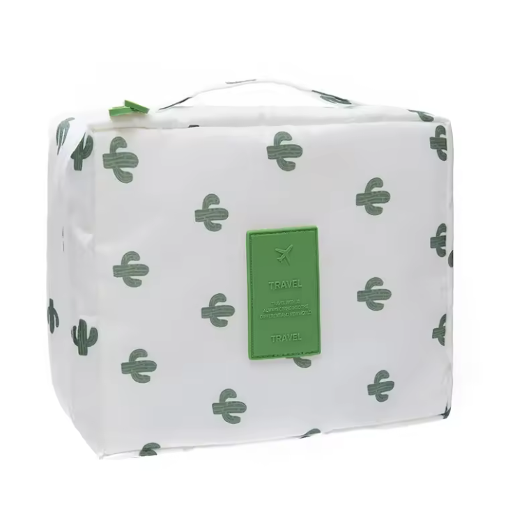 Косметичка дорожная Кактусы универсальная водонепроницаемая Белый (30822365)