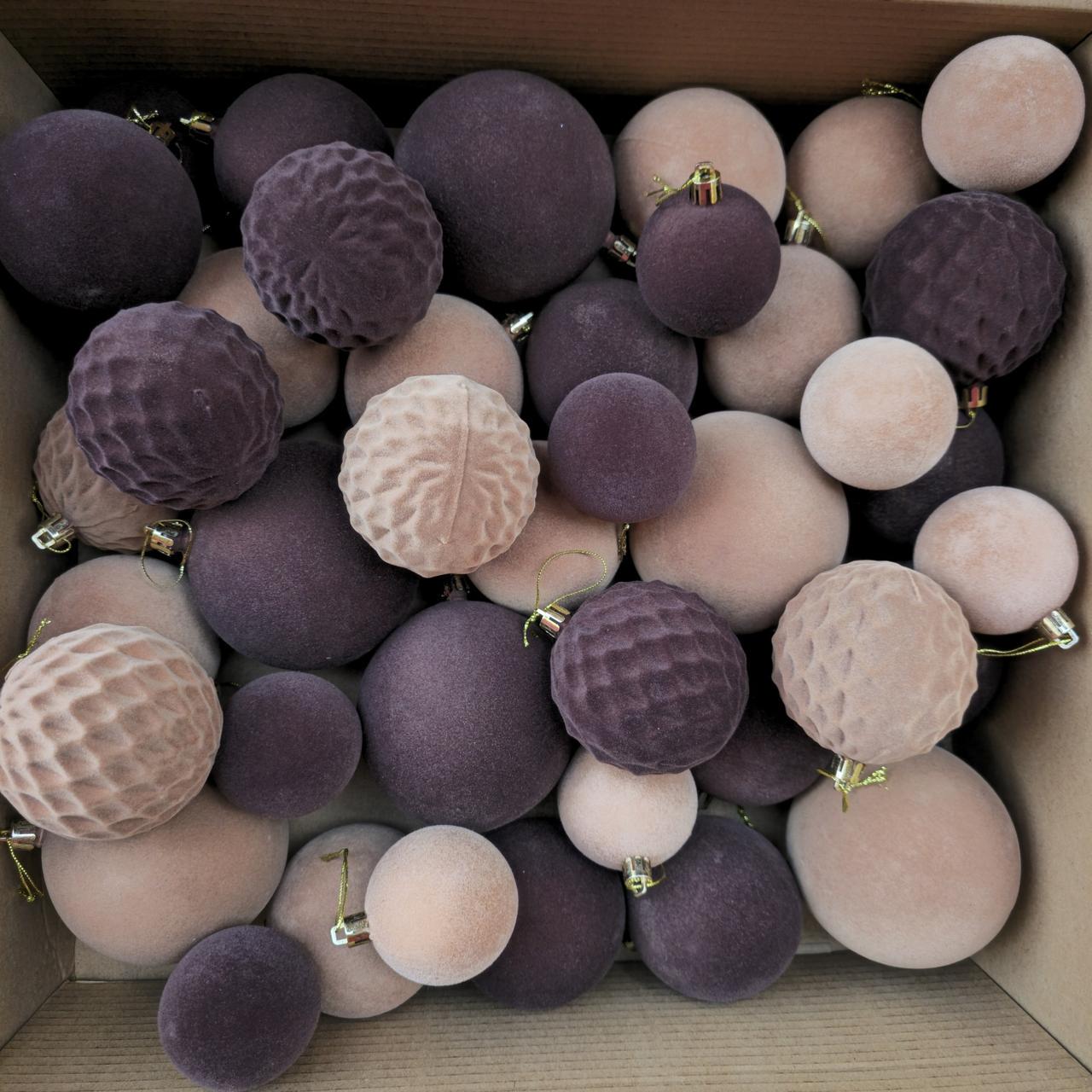 Набор игрушек новогодних Бархат 40 шт. Бежево-коричневый (2765837162) - фото 3 Набор игрушек новогодних Бархат 40 шт. Бежево-коричневый (2765837162) - фото 3