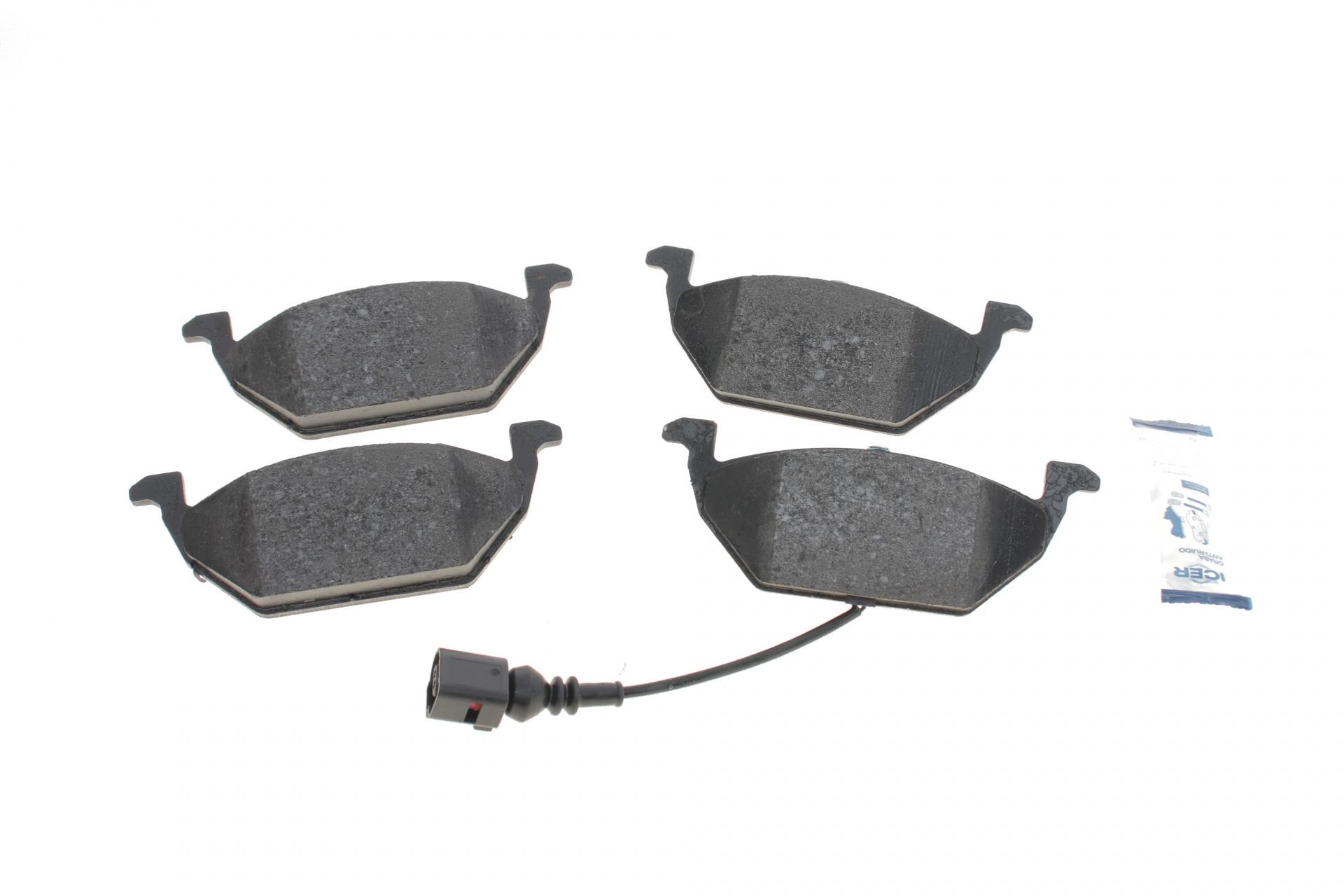 Тормозные колодки передние ICER для Audi A3/Skoda Fabia/Octavia 96-13/VW Caddy 04-15/Golf 97- с датчиком (181349-071)