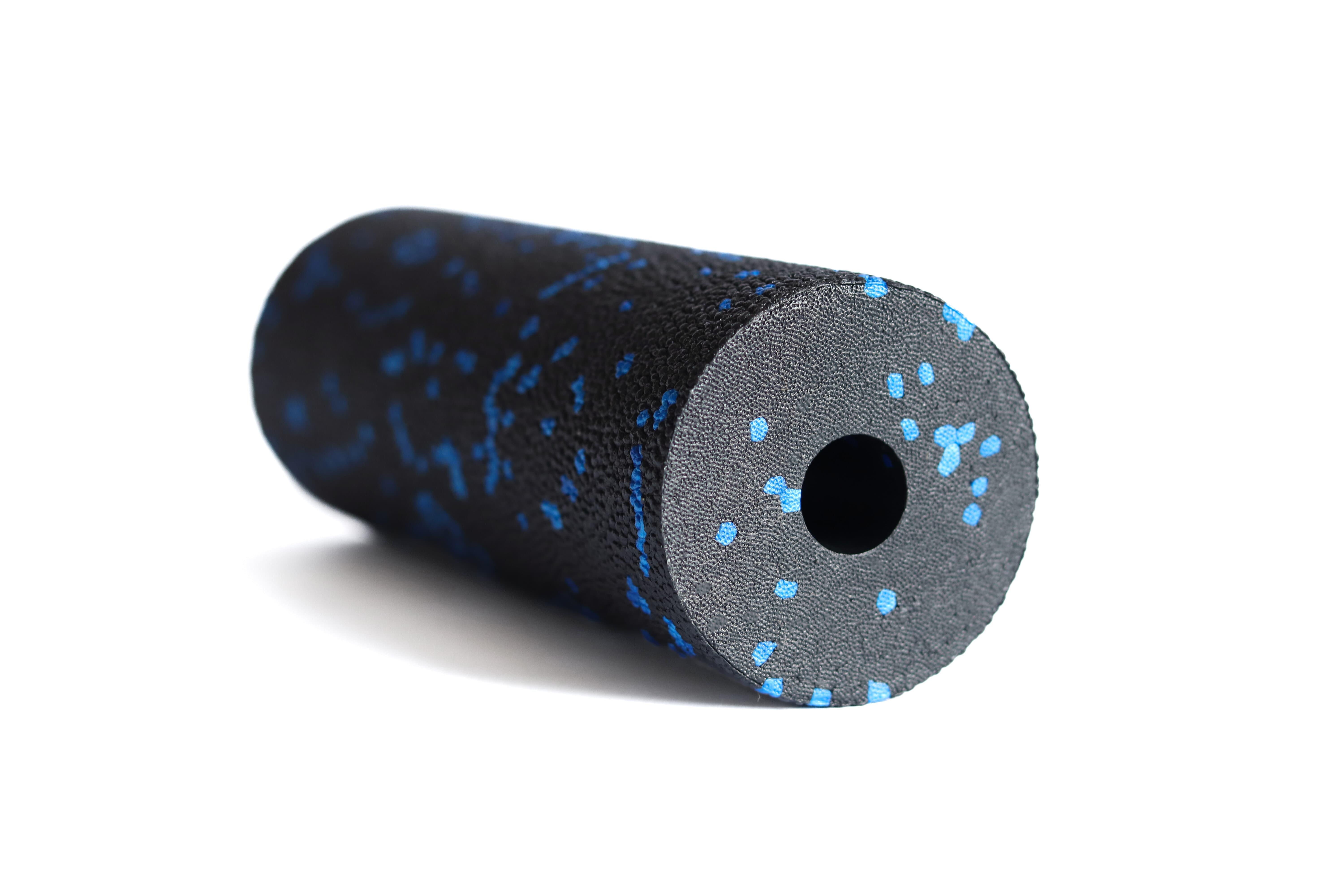 Масажний ролик міні мфр RollerUA Mini 15х5,3 см Black/Blue (11335583) - фото 4