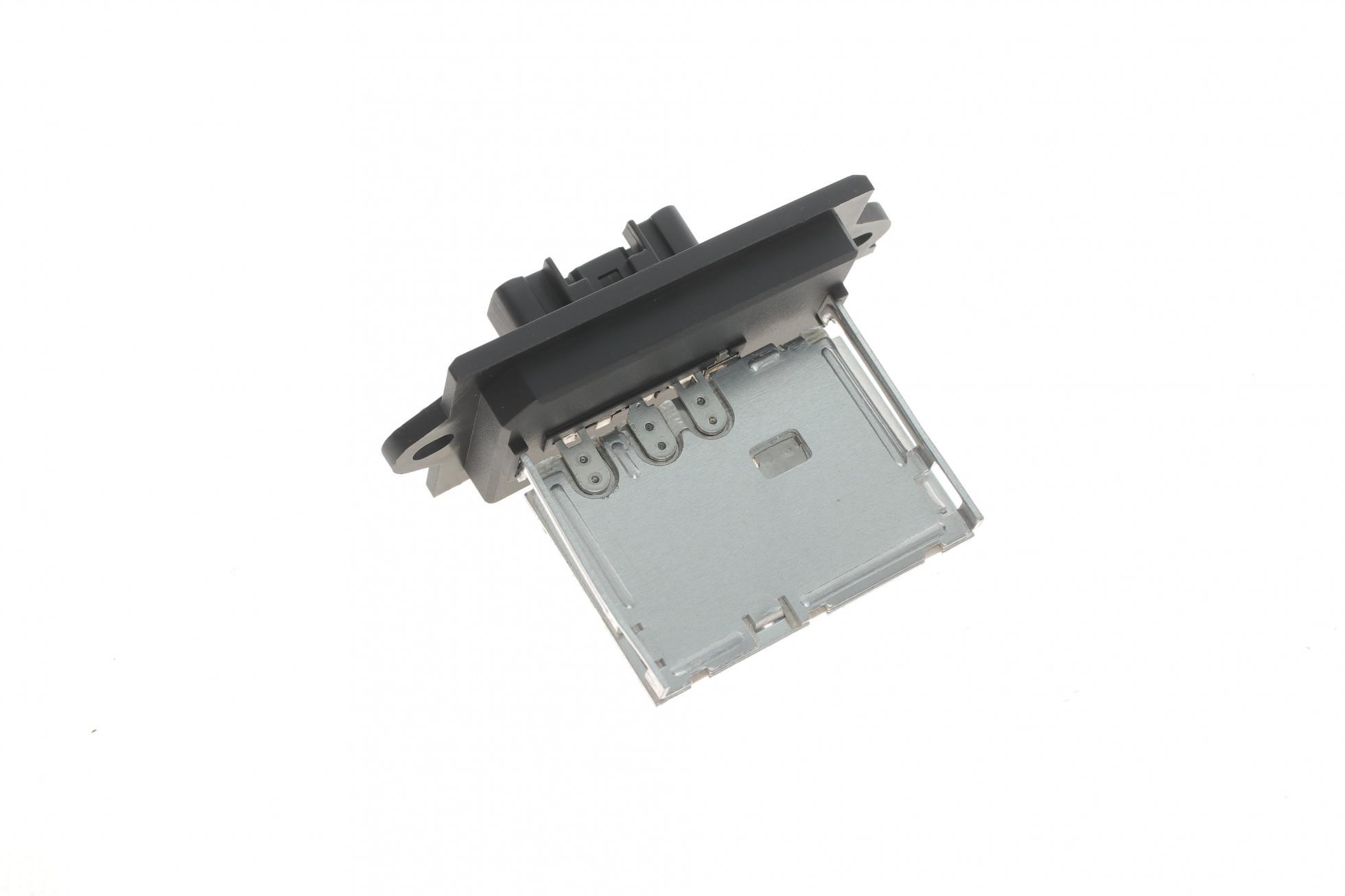 Резистор вентилятора печки Nissan Micra 03-10/Note 06-12 (ADBP140030 BLUE PRINT)