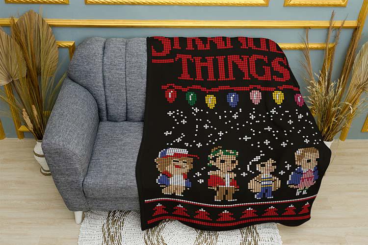 Плед плюшевый Mystical holiday Stranger Things однослойный 150х210 см (114475-1)