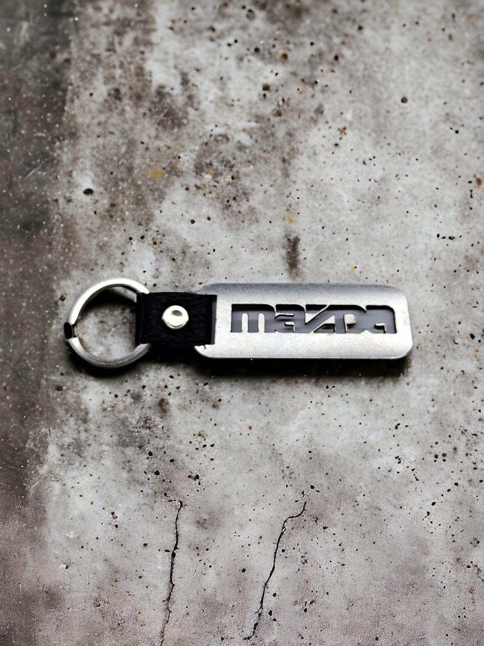 Брелок для автомобиля Mazda металлический (2227177520)