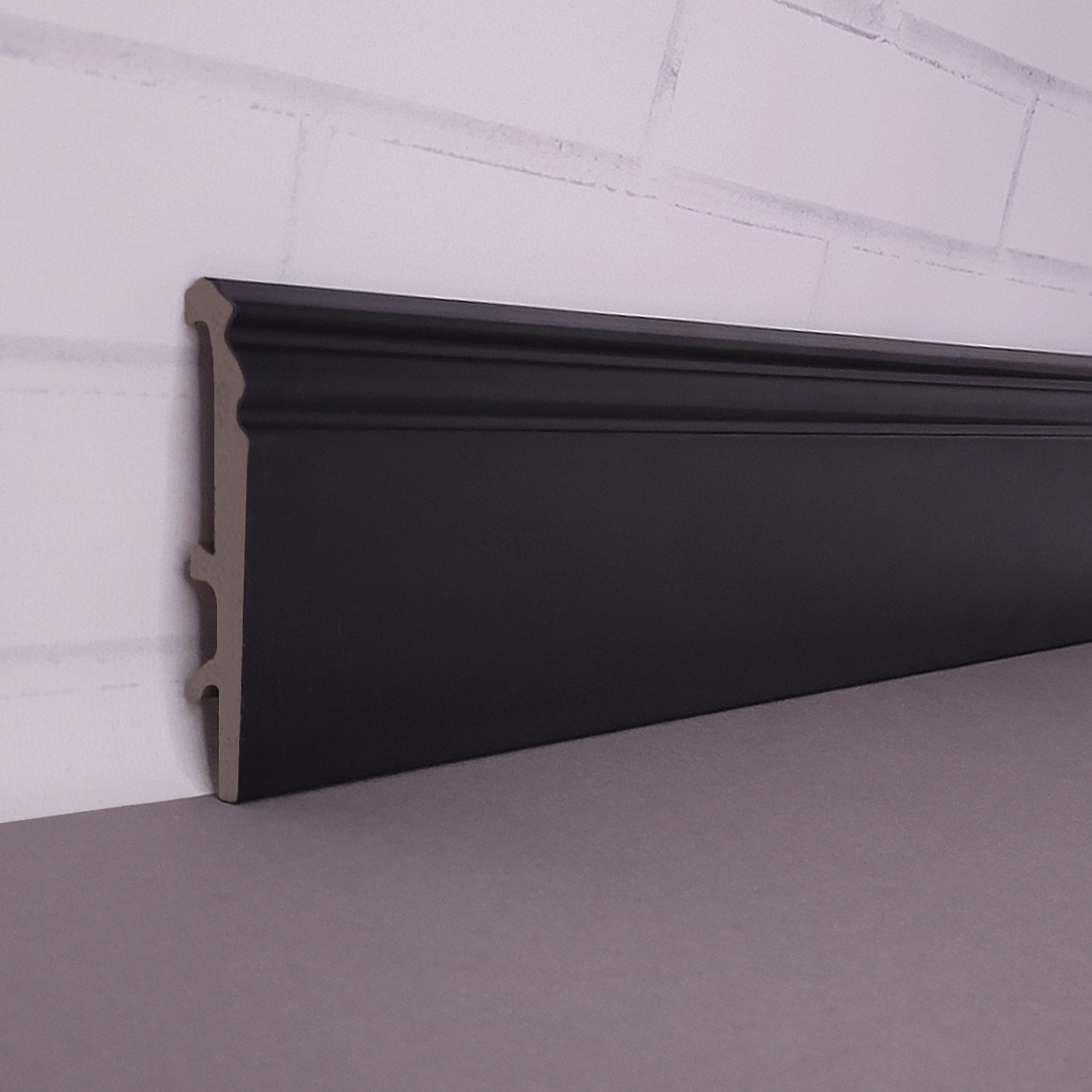 Плинтус дюрополимерный 99х16х2500 мм Черный (9916P-5004-4)