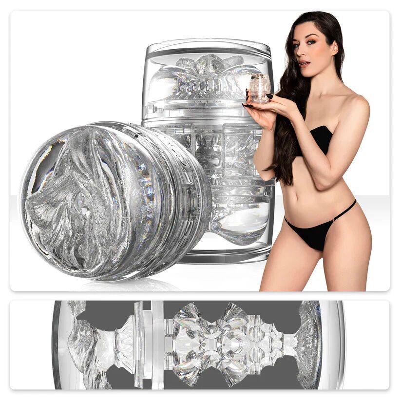 Мастурбатор Fleshlight Quickshot Stoya компактен отлично для пар и минета