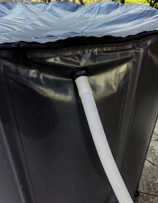 Бочка садовая Bass Polska для дождевой воды 1000 л Черный - фото 5 Бочка садовая Bass Polska для дождевой воды 1000 л Черный - фото 5