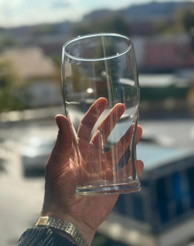 Набір пивних фужери Pasabahce Pub Tulipe 570 мл 4 шт. - фото 5 Набір пивних фужери Pasabahce Pub Tulipe 570 мл 4 шт. - фото 5