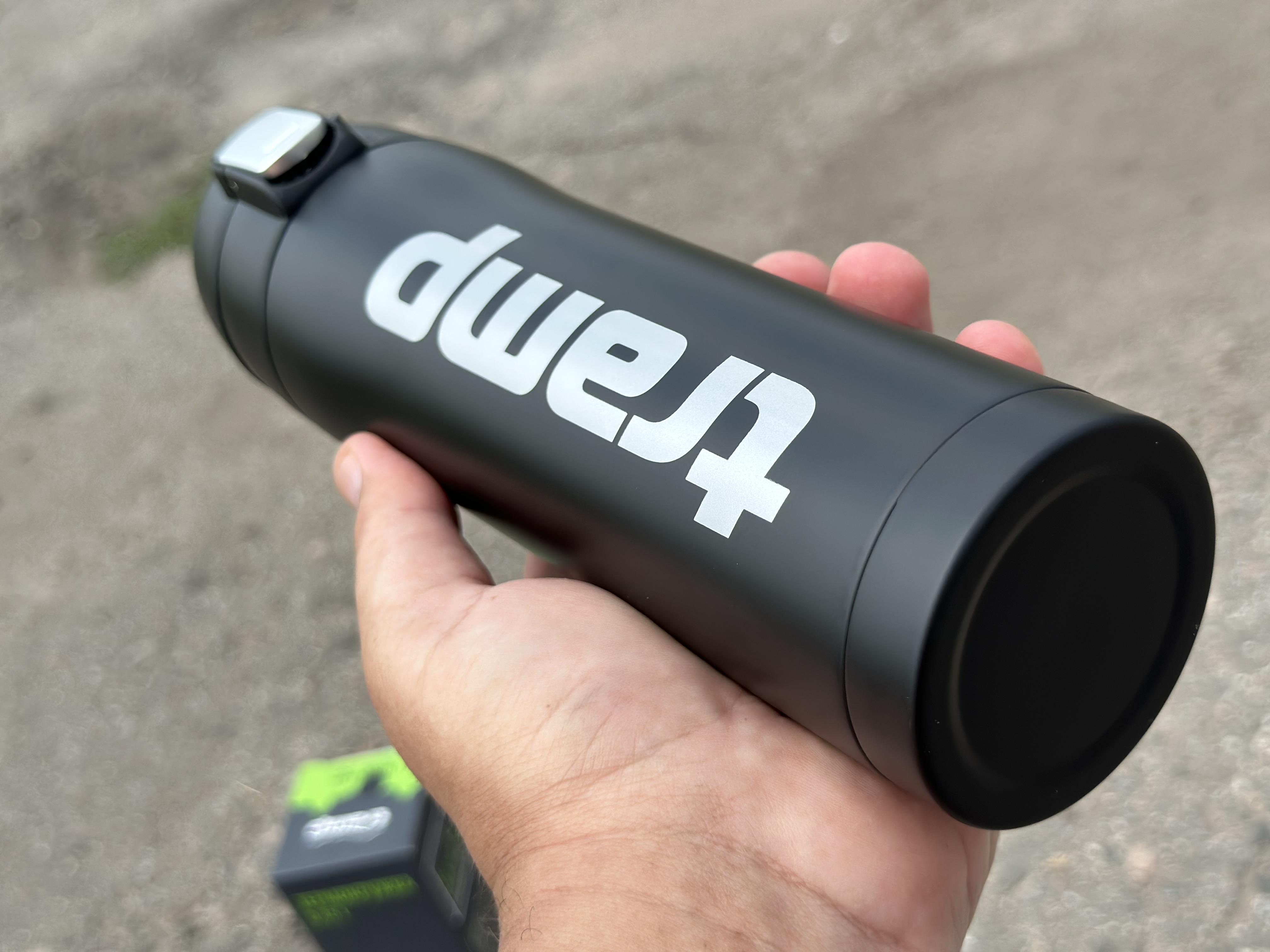 Термокружка Tramp держит 12 ч. 0,45 л (UTRC-107-black) - фото 4 Термокружка Tramp держит 12 ч. 0,45 л (UTRC-107-black) - фото 4