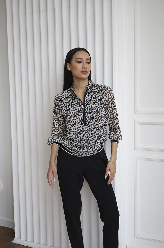 Кофта-бомбер Lipar 2919 шифонова принт р. 42 Сірий (16917156) - фото 3 Кофта-бомбер Lipar 2919 шифонова принт р. 42 Сірий (16917156) - фото 3