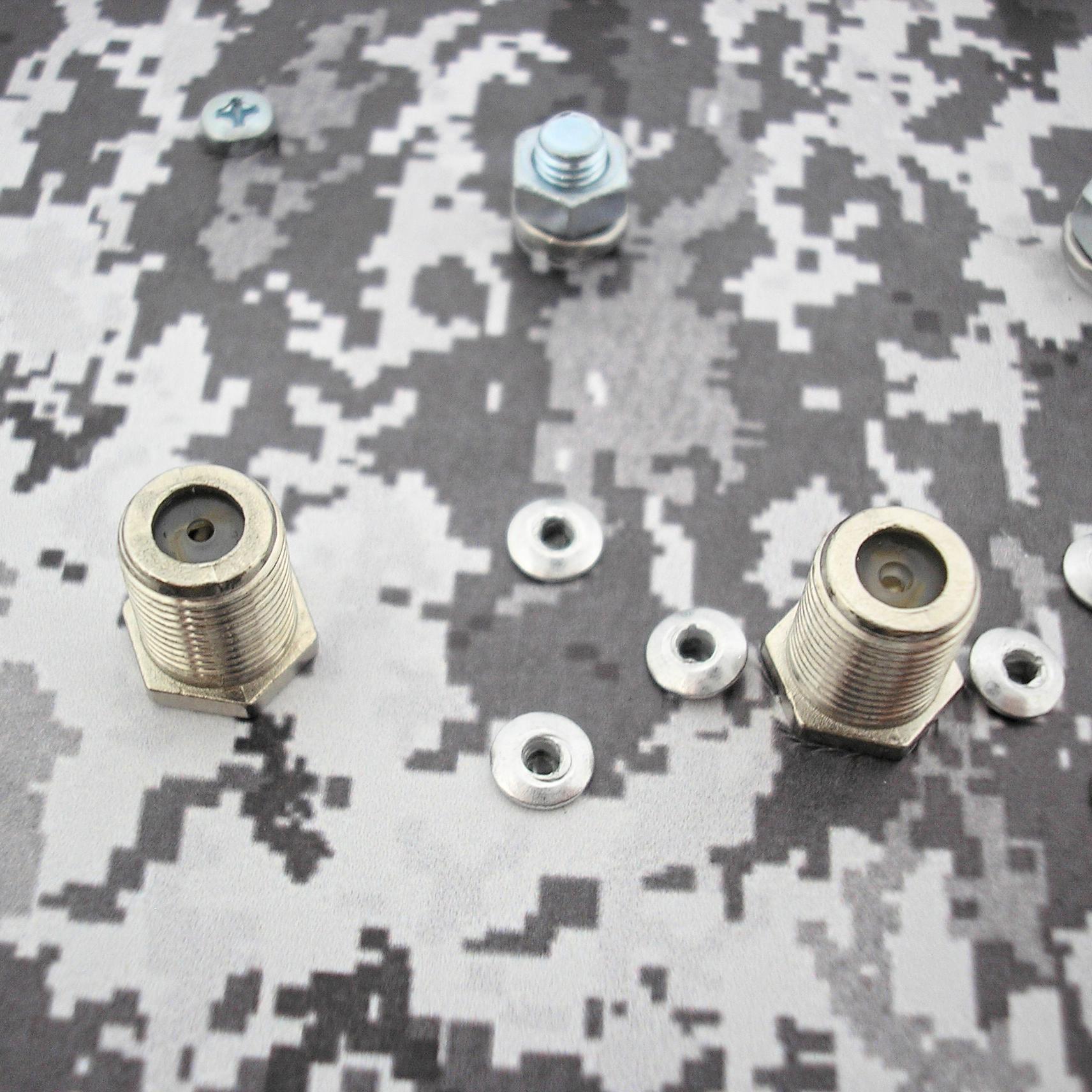 Антена панельна для інтернету MIMO 17 ДБi 1700-2700 МГц 3G/4G LTE 4,5G LTE-Advanced Pro - фото 5 Антена панельна для інтернету MIMO 17 ДБi 1700-2700 МГц 3G/4G LTE 4,5G LTE-Advanced Pro - фото 5