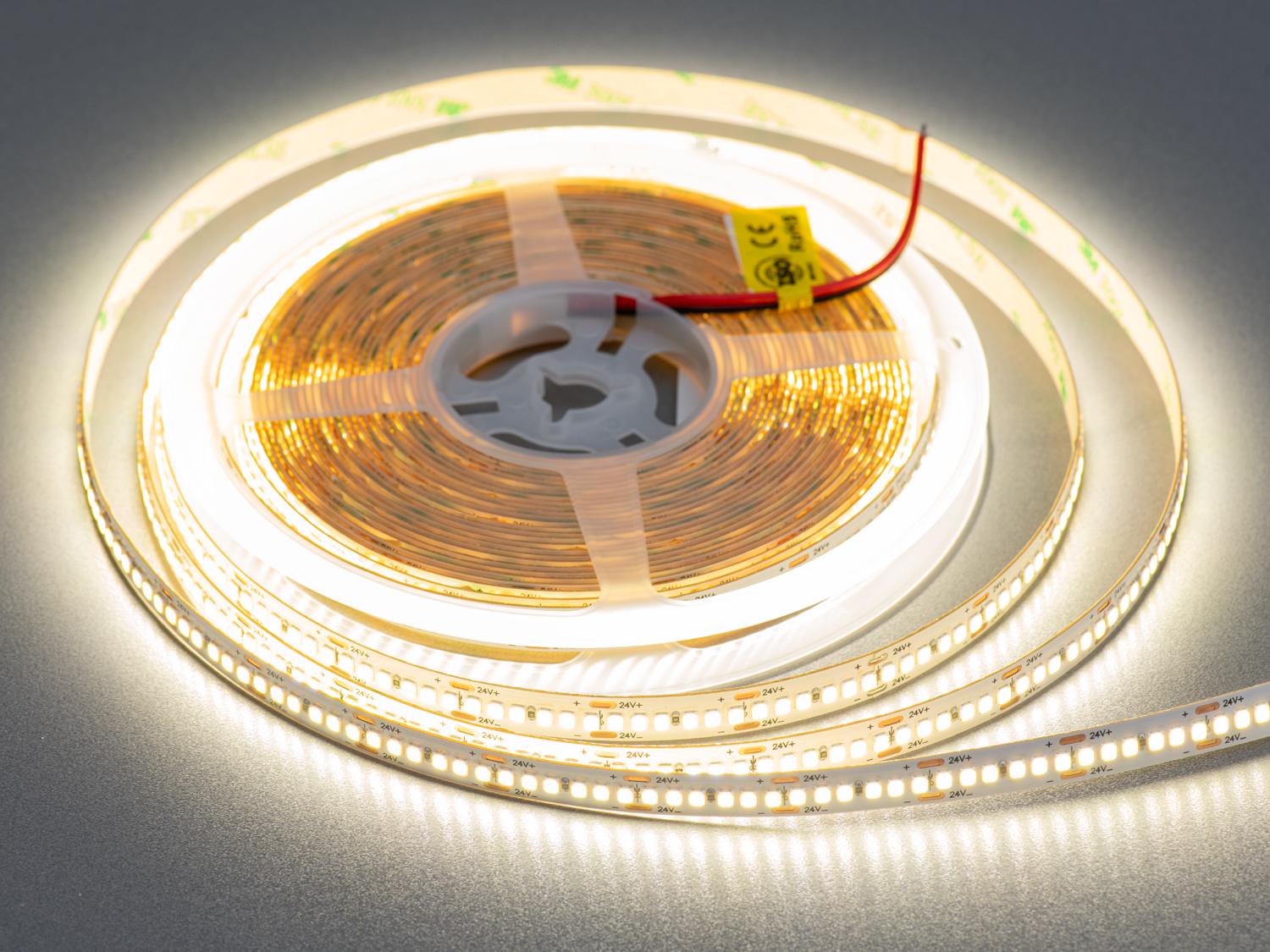 Светодиодная лента 24 В 240 диодов на метр 10 мм Нейтральный Белый (N24-2835-240-NW-20-10)