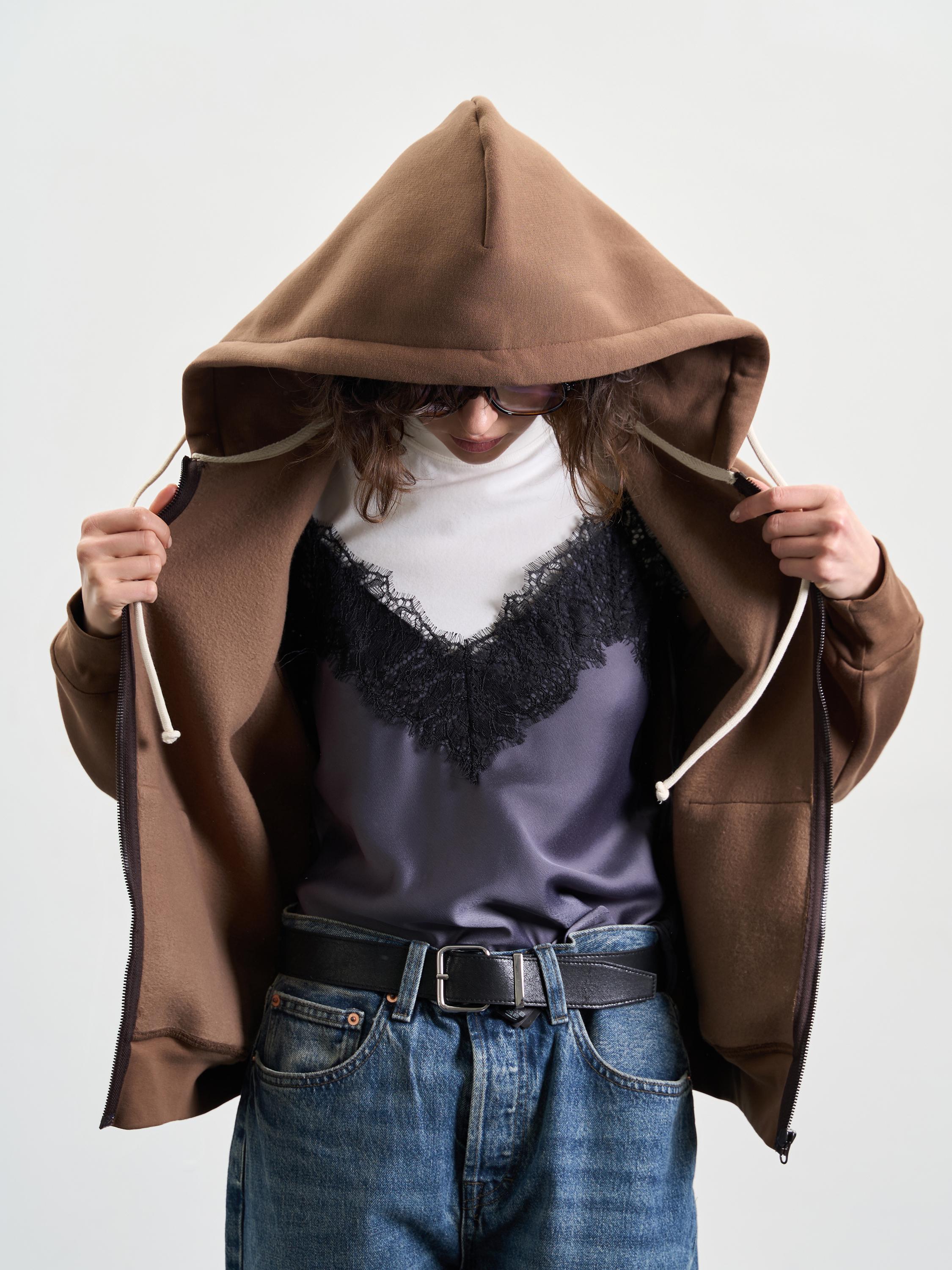 Зіп-худі жіноче утеплене зі спущеним плечем ROZA 240427 XL Темний шоколад (4824005711398) - фото 5