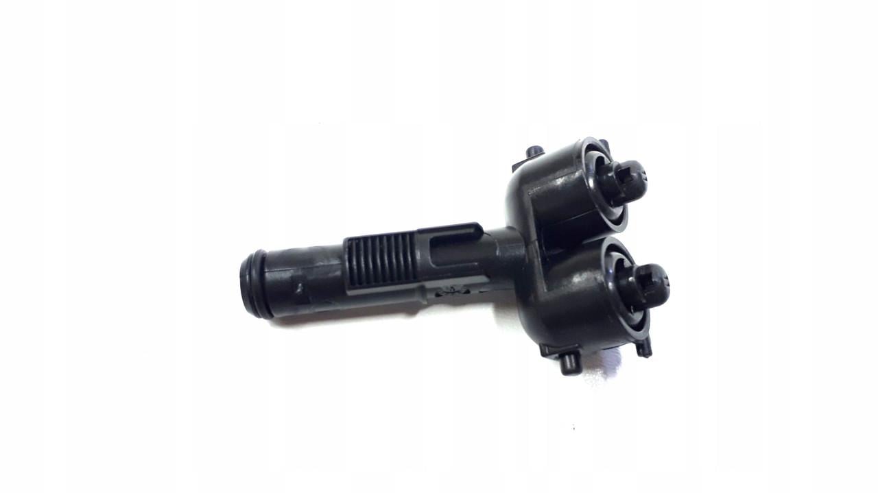 Форсунка омывателя лобового стекла Volkswagen Touareg '03-07 левая (7L6955103)