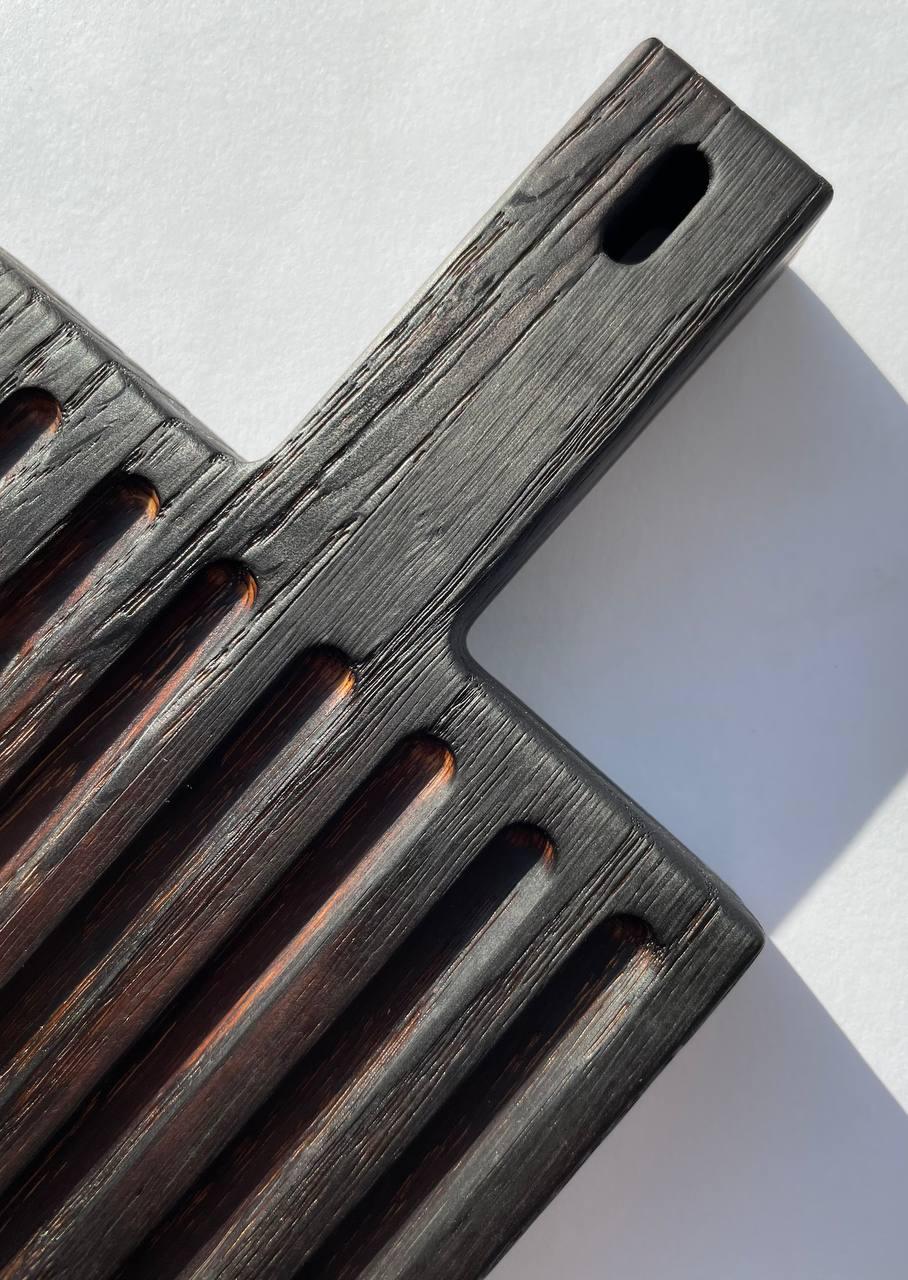 Доска обпаленая деревяная с ручкой для подачи блюд 13х20 см (9230086) - фото 4