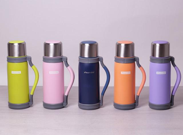 Термос Kamille Perfection з ремінцем та ручкою 1200 мл - фото 3 Термос Kamille Perfection з ремінцем та ручкою 1200 мл - фото 3