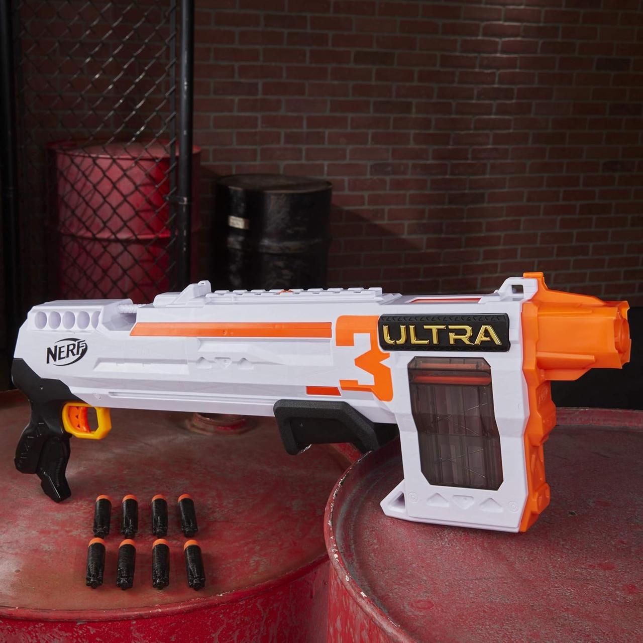 Бластер Nerf Ultra Three Blaster Hasbro (E7923) - фото 2 Бластер Nerf Ultra Three Blaster Hasbro (E7923) - фото 2