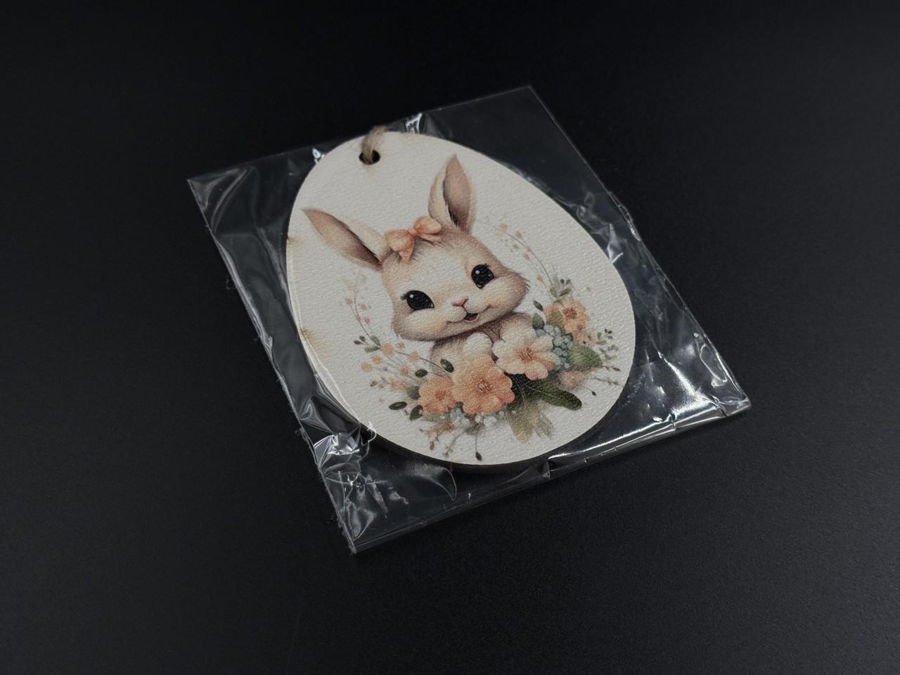 Заготовка-подвеска для рукоделия Пасхальное яйцо с принтом зайчик под декупаж и роспись 8х6 см Разноцветный (XV-013) - фото 2