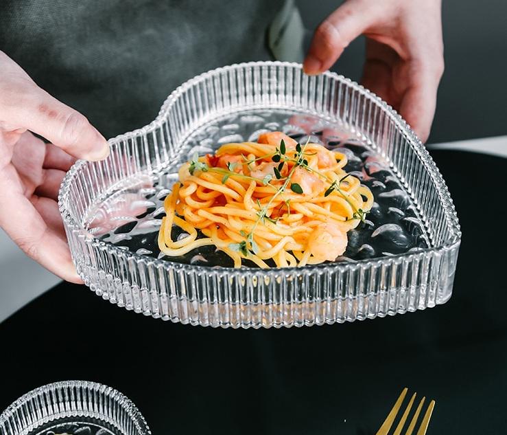 Блюдо в форме сердца 11451 18,2х19 см Прозрачный (4571569) - фото 2 Блюдо в форме сердца 11451 18,2х19 см Прозрачный (4571569) - фото 2