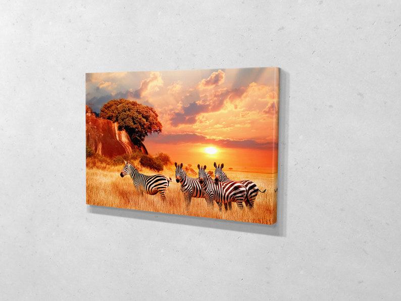 Картина для интерьера детскую Стадо зебр 80x54 см (419)