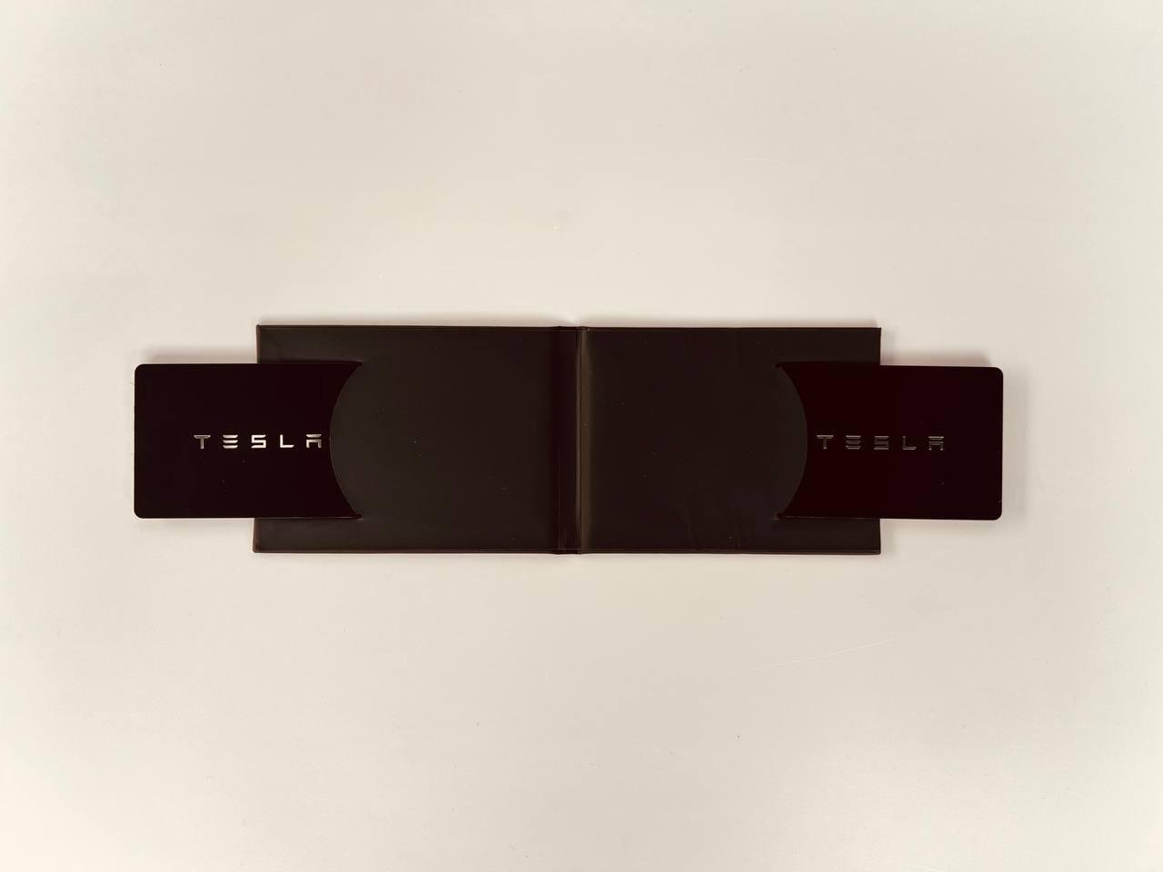 Карта-ключ TESLA Key Card для Model 3/Y/S/X - фото 2 Карта-ключ TESLA Key Card для Model 3/Y/S/X - фото 2