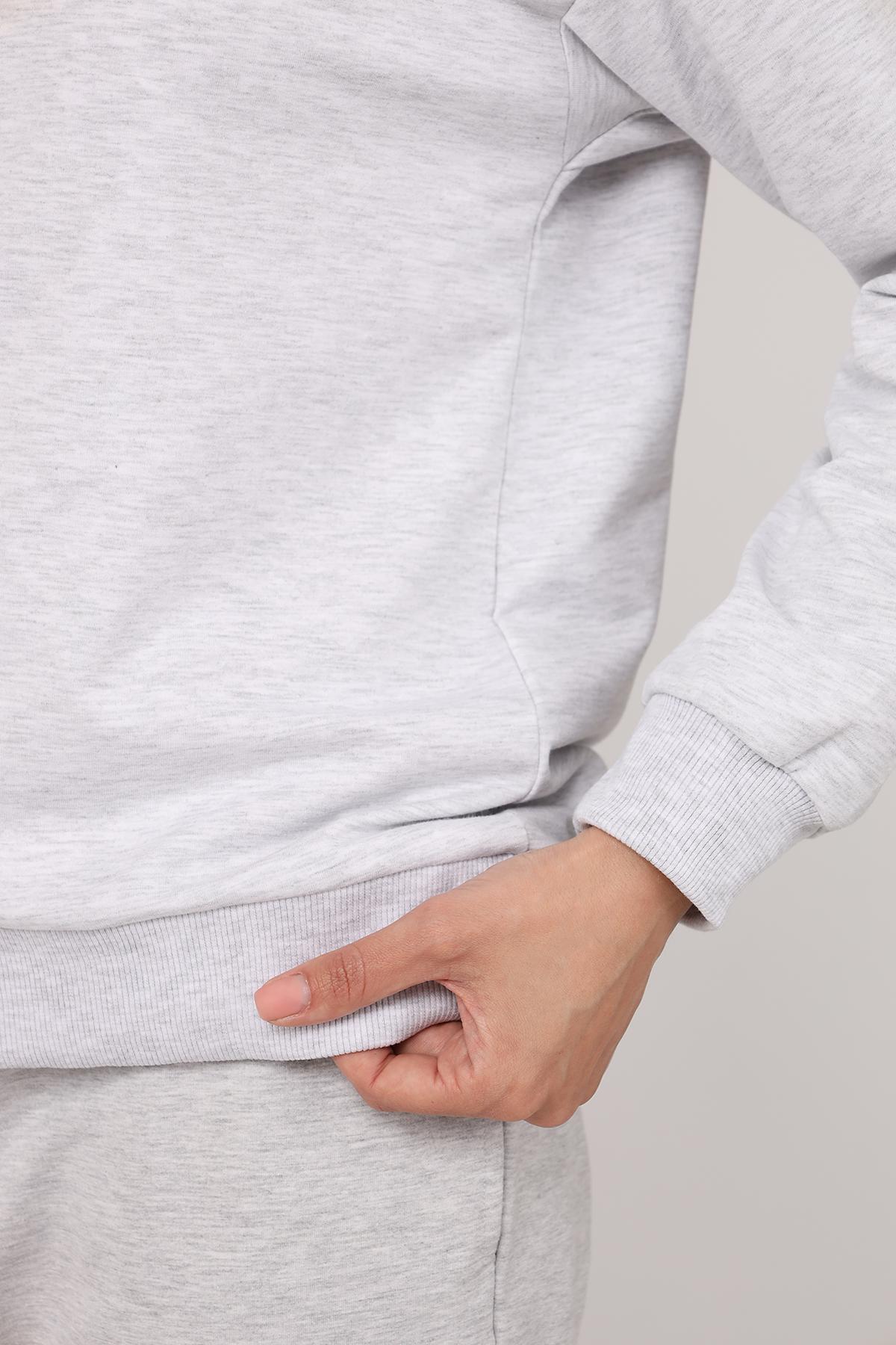 Світшот жіночий ЦБ-00276709 р. 42 Світло-сірий (SKT001065850) - фото 3 Світшот жіночий ЦБ-00276709 р. 42 Світло-сірий (SKT001065850) - фото 3