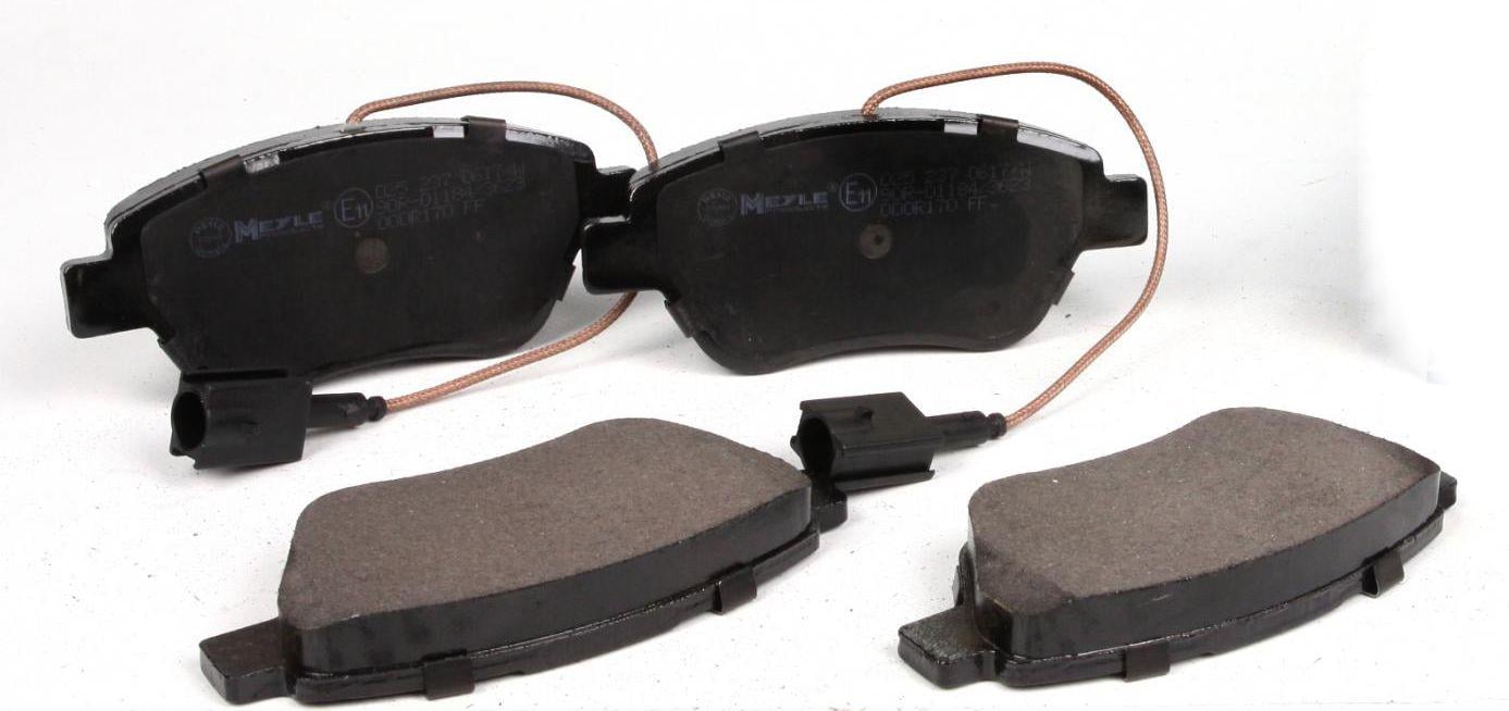 Тормозные колодки передние Meyle для Fiat Doblo/Citroen Nemo/Peugeot Bipper 08- с датчиком (025 237 0617/W)