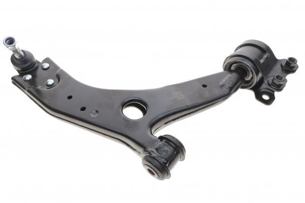 Рычаг подвески DELPHI передний/снизу R Ford C-Max 07-10/Focus/Volvo C30/C70/S40/V50 04-12 с шаровой (TC2109)
