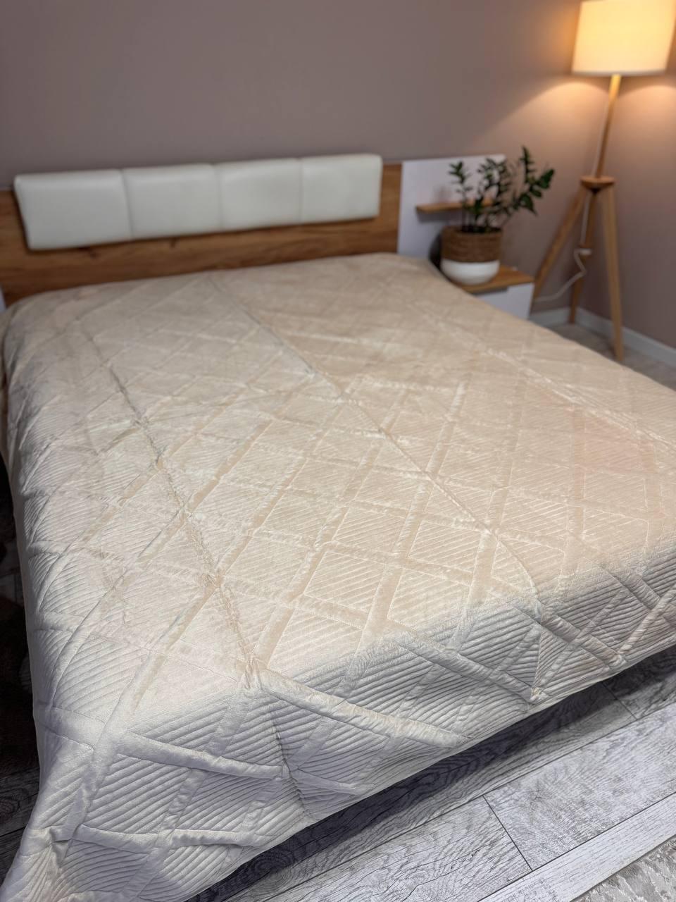 Покрывало для спальни велюровое 210х230 см (П4К-velur-pled-001)