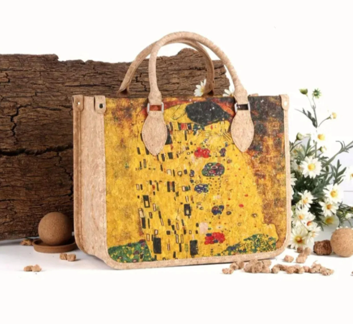 Сумка з пресованого коркового матеріалу з художнім принтом Поцілунок (00159)