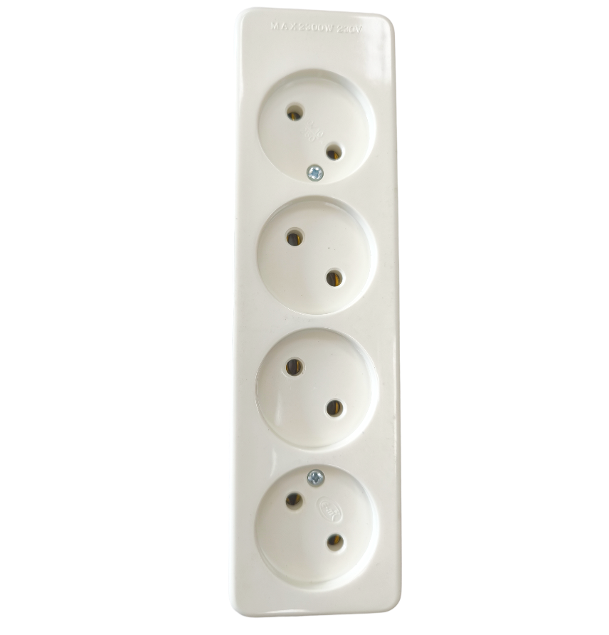 Колодка удлинителя 4 гнезда без з/к к 10/16 (к 10/16) Колодка удлинителя 4 гнезда без з/к к 10/16 (к 10/16)