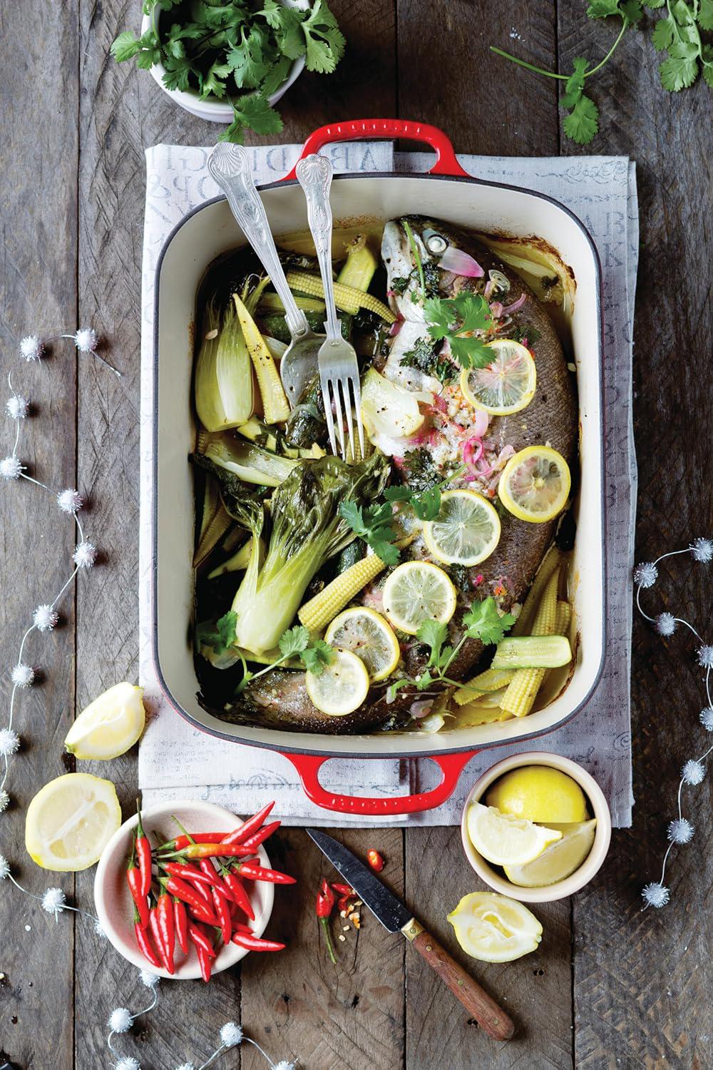 Форма для запекания Le Creuset Signature 33 см Cerise (20184332202422) - фото 8 Форма для запекания Le Creuset Signature 33 см Cerise (20184332202422) - фото 8