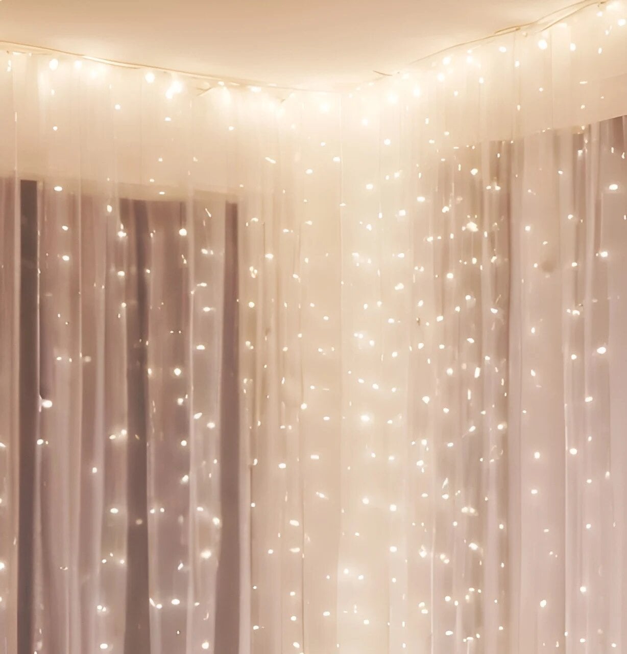 Гирлянда электрическая Chomik серебристая 3х1,5 м 150 LED теплый белый USB с пультом (5900779898479)