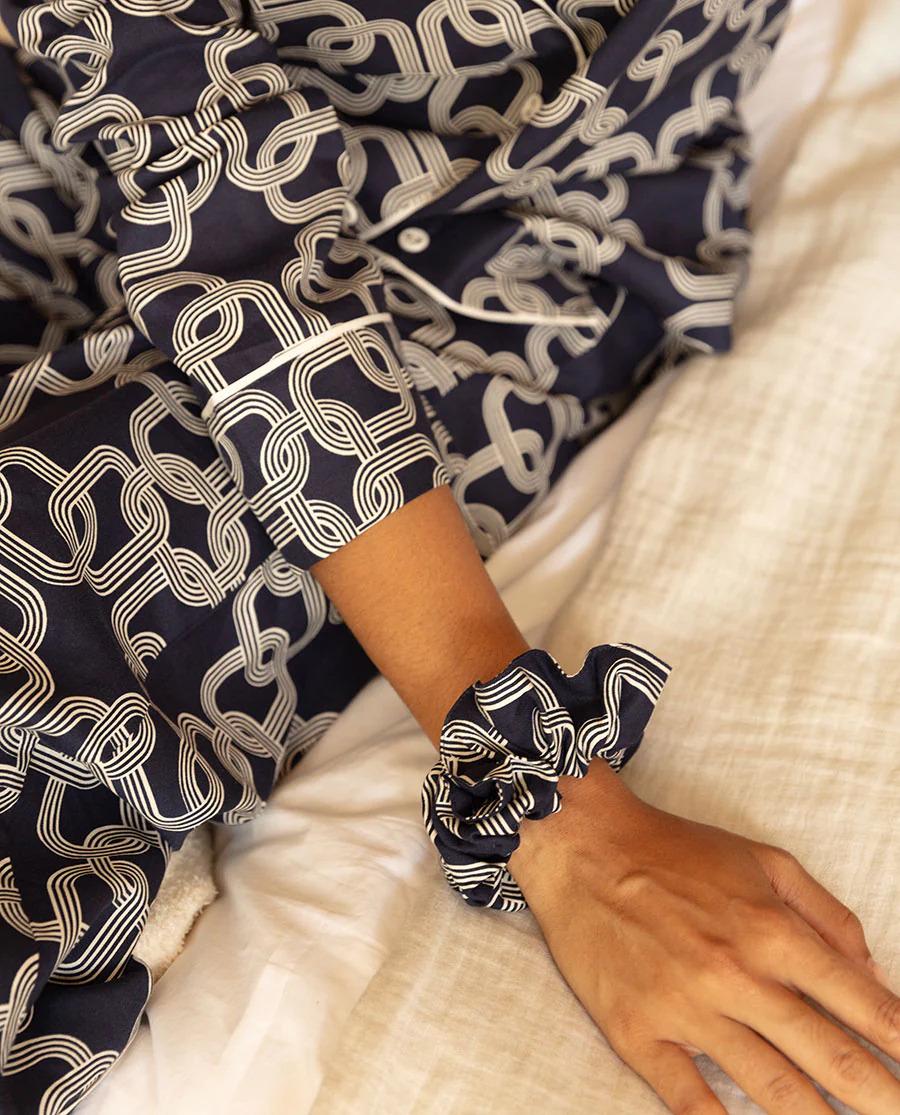 Резинка для волосся CYBERJAMMIES Avery 0249 One size Синій з принтом ланцюжка (ZIK0000019123)